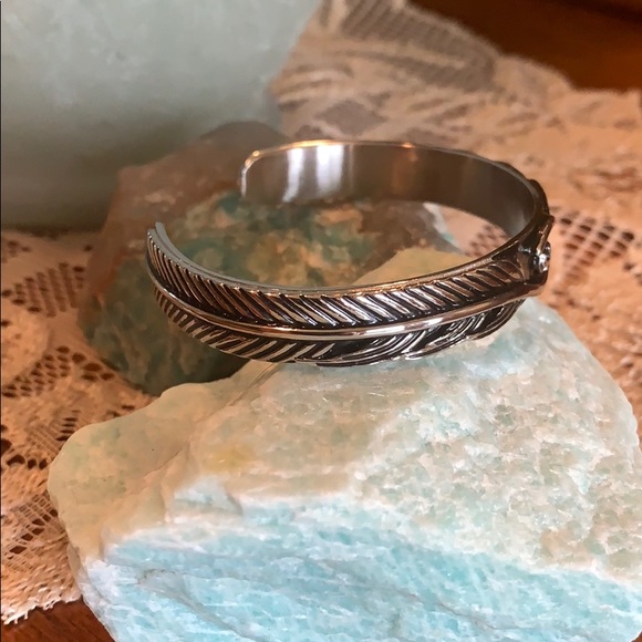 Feather bracelet stainless steel adjustable size - Picture 3 of 8